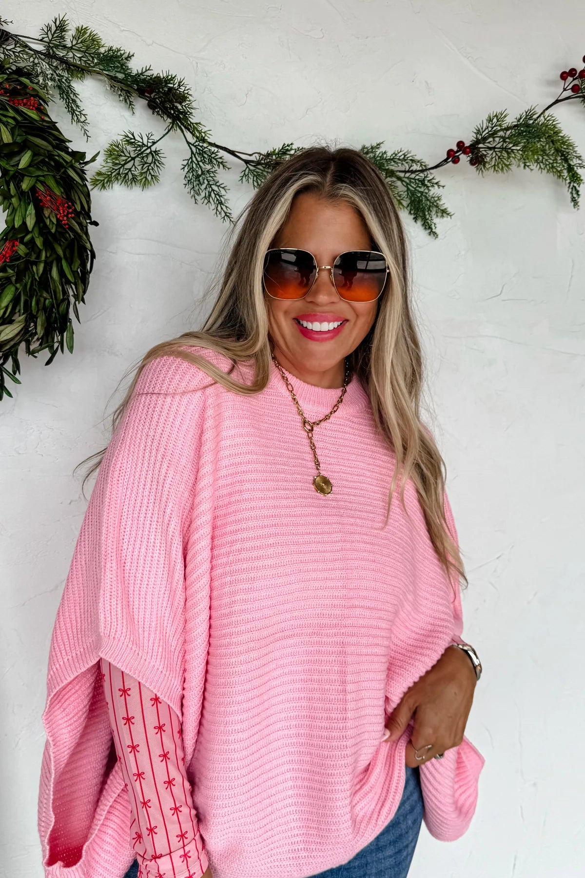 RTS- CHRISTMAS MEG PULLOVER PONCHO